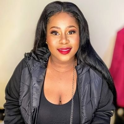 Phenomenal young lady with lots of love ❤️Marketing student 📚🌠
Motivational Speaker⭐