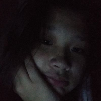 its_trishamae's profile picture. 𝓐𝓵𝓸𝓷𝓮 𝓫𝓾𝓽 𝓷𝓸𝓽 𝓵𝓸𝓷𝓮𝓵𝔂.