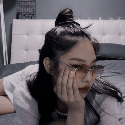 3103_kate's profile picture. International blink