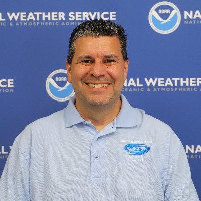 Science & Operations Officer, NWS Boston. Fill-in guy at ZBW. Aviation/Decision Support focus. NYC born & raised. SUNY Oswego alum/Boston College Dad