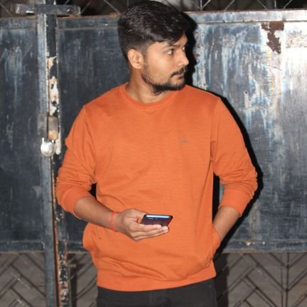 shivam__rawat's profile picture. simplicity is the ultimate sophistication