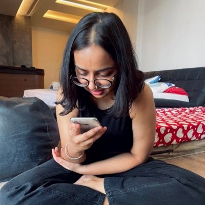 Scribbler-Writer | Slytherin | Mostly a Fangirl