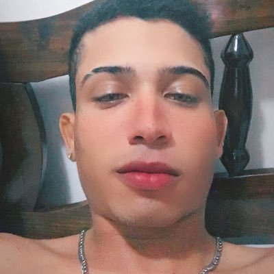 joaosucissi's profile picture. pretos no topo