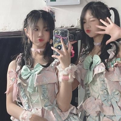 Info of GNZ48 twins
/
Liang Jiao ＆ Liang Qiao
2003.11.1