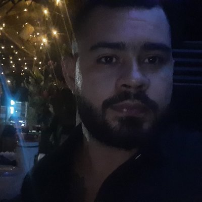 OliverR12158048's profile picture. La honestidad