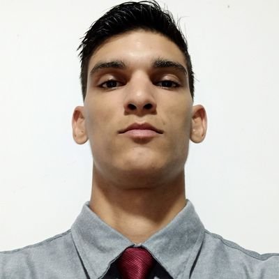 lucasgtcof's profile picture. “Treine enquanto eles dormem, estude enquanto eles se divertem, persista enquanto eles descansam, e então, viva o que eles sonham.”