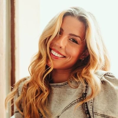 Merly14878770's profile picture. 