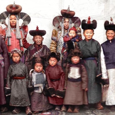 Nasanbayar14's profile picture. Санаж явбал бүтнэ 🧐