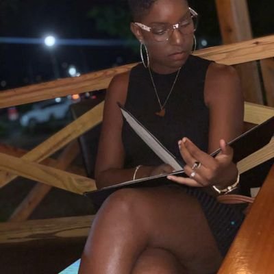#InternationalFoodie🦑🥓🥗🥐🥞🌯😋
#SkinniestFatGirlAlive 😋🤤
#Polyamorous 💙❤🧡♥️💜💚💛🖤
#Nudist
#BlackMermaid🧜🏾♀️🌊
🇫🇷+🇬🇾+🇸🇽