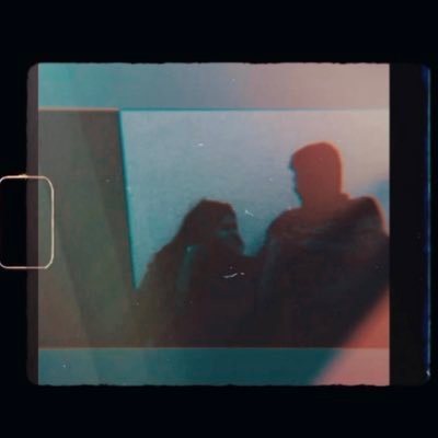 happyfeet6896's profile picture. she/her