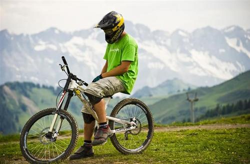 norco75's profile picture. The world is yours