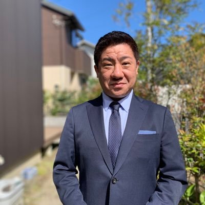 Takuma_Kawamura's profile picture. 藤沢市で全国唯一となる［政治］に特化した就労移行支援事業所「移行支援党 白い翼」と、就労継続Ｂ型事業所「白い翼 Ｂ型秘書室」を運営しています。ただいま第一期生を募集中！少しの勇気で未来を大きく変えよう！
社名のバロットヒーローズは民主主義をあらわしています「バロット＝投票用紙」「ヒーローズ＝主人公」が由来。