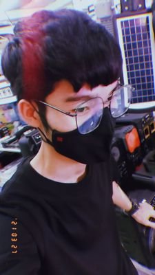 FORGETIT94's profile picture. ไม่นัด/ไม่เจอ =อยากเจอเดี๋ยวชวนกินข้าวเอง
พอใจยัง