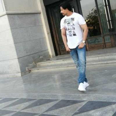 Zubair341341's profile picture. 