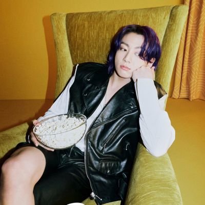 hello | I may be taciturn AtTimes |
I Love Sky and BTS obviously 💜