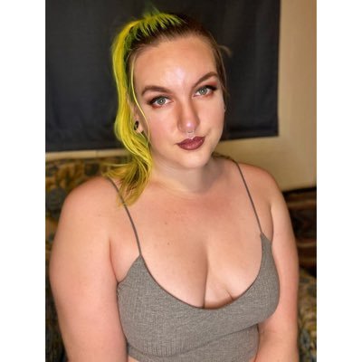 Just here to have fun 😘 😘

Old account got hacked at 7k