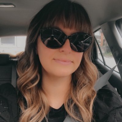 Wife, mum of 2 👫 and a puppy 🐶 book lover 📖 personal account, views are my own
