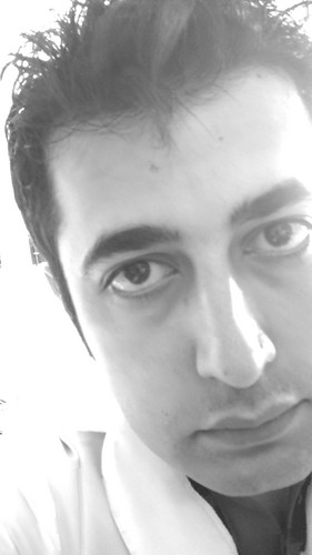 i m a boy from iran,je suis pharmacien