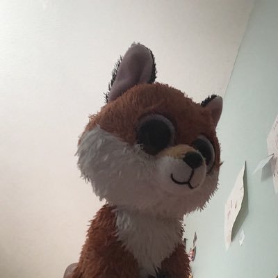 Bella87121373's profile picture. bruh