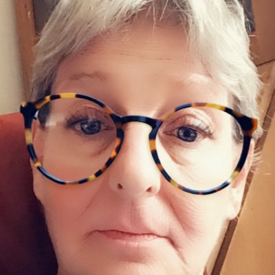 🇸🇪🏴🇪🇺 happily living in Wales, #European, grandma, amateur artist, vegetable grower. Now also on https://t.co/0ZVRdY73xr