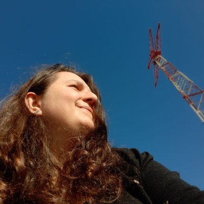 PhD in Filologia Classica, amo il Latino, il Greco antico e i manoscritti. Appassionata di musica, sono un'incallita suonatrice di sax contralto.