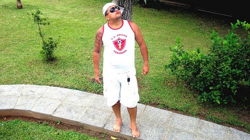 Sou feliz por ter comigo as pessoas que realmente amo...
Meus amigos e a minha família!!