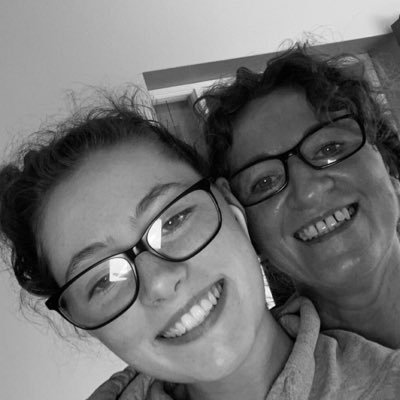 Jenniexo15's profile picture. 