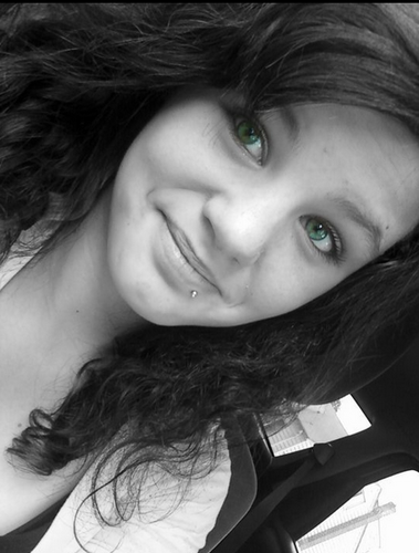 maddison. or maddie. either one, i'm okay. i'm a gleek, just like my best friend, @iLikePancaakes. oh, and i love u catherine! (: