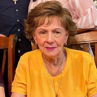 coraliardiaz's profile picture. 