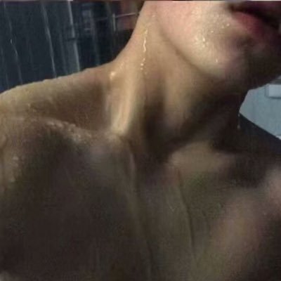 apple10589's profile picture. 