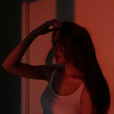 itsmjeszy's profile picture. 🔆 it's cool to be kind