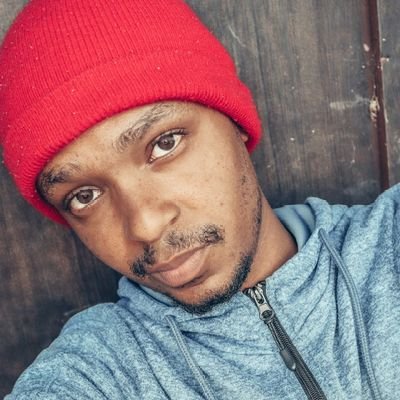 rudi_kyle's profile picture. I love Coding🤓, Cooking🥩 & Writing Blogs I never publish✍🏽