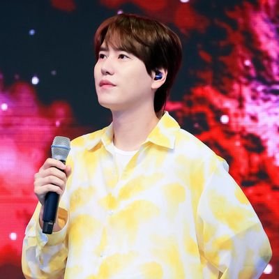 zsJoCVUYor5KKfq's profile picture. 엘프
헤어질땐 블언블