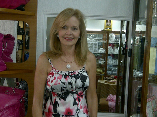 Soy exitosa como Madre y abuela,feliz de la vida, abundancia total, con salud, éxitos, felicidad, bendiciones!Agradecida con Dios, él es mi fuerza y mi escudo!♥