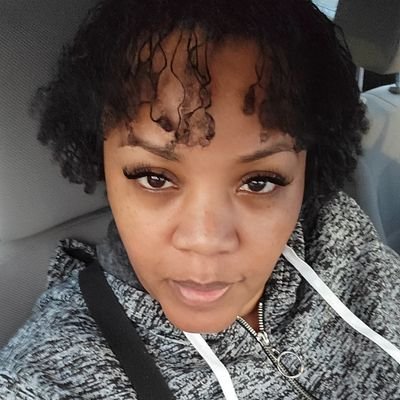 Vanessa03322035's profile picture. 