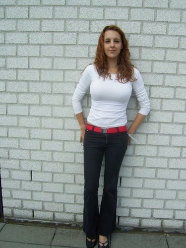 femkeromee's profile picture. wees jezelf, word niet iemand anders omdat anderen dit willen