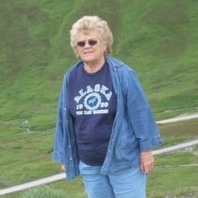 born and raised in Possilpark. three gorjurs grandchilndren Ashleighlee, Rangolee and wee Timmy luv u all xxx married to rodger so back off tramps. Live love la