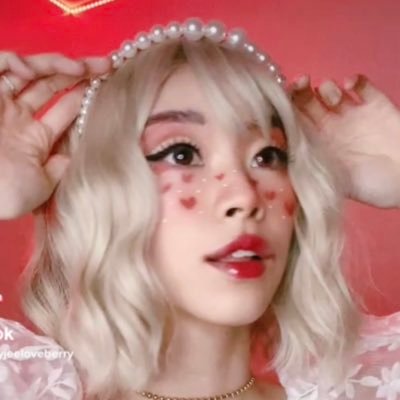 joyjeeloveberry Profile Picture