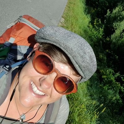 FrauNasser's profile picture. Lehrerin und Lernbegleiterin Sekundarstufe I an der GMS in BW, Medienreferentin, Spiel- und Theaterpädagogin, BNE, FREI DAY, zeitgemäße Bildung