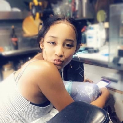 topclass_23's profile picture. My vibe right now is just living life 💫🌺🍂🧚🏽‍♀️