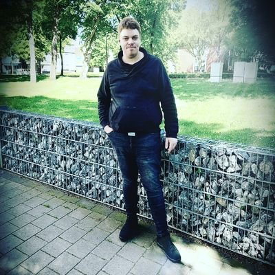 Ripperx_'s profile picture. Ex competitive player for Enjoy Gaming e.V. | live on @TwitchDE https://t.co/2jxoiekwxb | contact: business.ripper@gmx.de | @xsharliel ❤