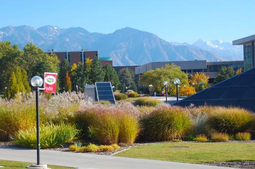 Photos of one of the most scenic campuses in America, as well as pics from news & events and student work at the University of Utah.