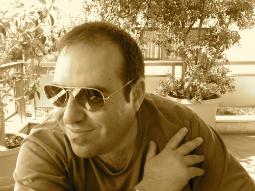 Food Export Consultant, based in Crete/Greece, Generation X...Dried fruits worshiper...Hiker...Overland dreamer...Father of two sons!