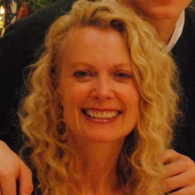 AnneEarle3's profile picture. Social Worker |Therapist | Mental | Behavioral Health | Addiction Recovery Coach | Mom #HarmReduction #SocialJustice  #EndDrugWar #AllPathways #NVC