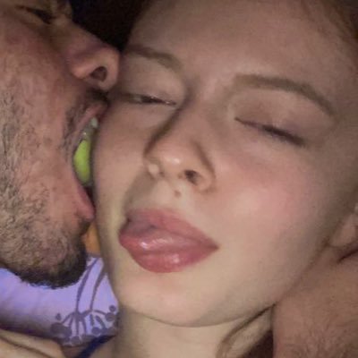 hotmezbiyen's profile picture. 