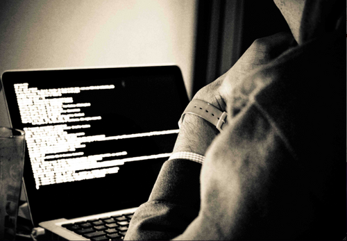 FabDale's profile picture. Student in Business School, interesting in marketing, international business, social media, web, music...