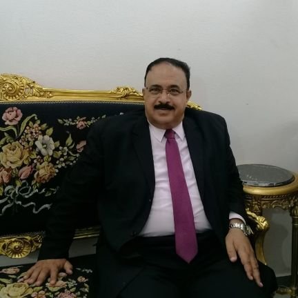 simple man ,like simplicity and do not like to deal with sophisticated ,i am so attracted to our greatests prophet mohamaed(ص)،holds doctorate in chemistry,