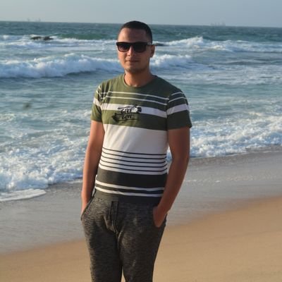 FOlEOPeSDqN4Htc's profile picture. لقد قال لي مراراً إنّ أفضل طريقة للتعامل مع الظنون هي في كتمانها، ومحاصرتها داخل النفس