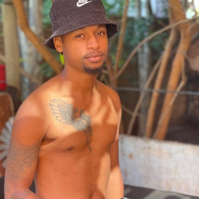 Ig: https://t.co/apa12PRCPL @kaizerchiefs @ManUnt & @realmadrid