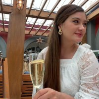 A (@ananavarretec) 's Twitter Profile